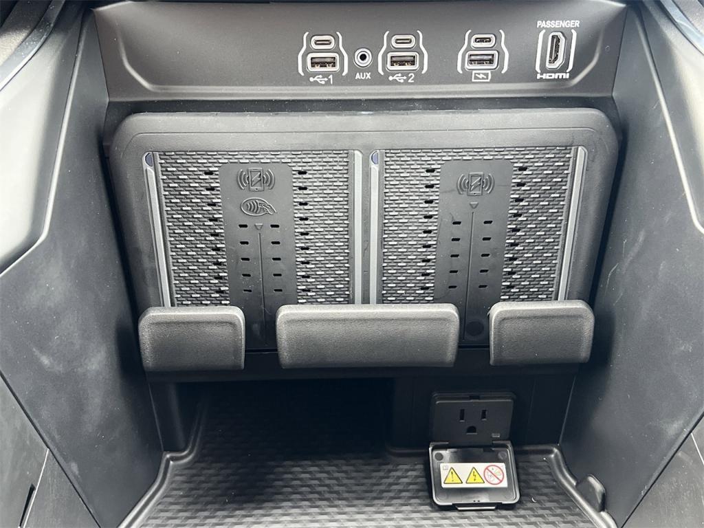 new 2025 Ram 1500 car, priced at $75,755