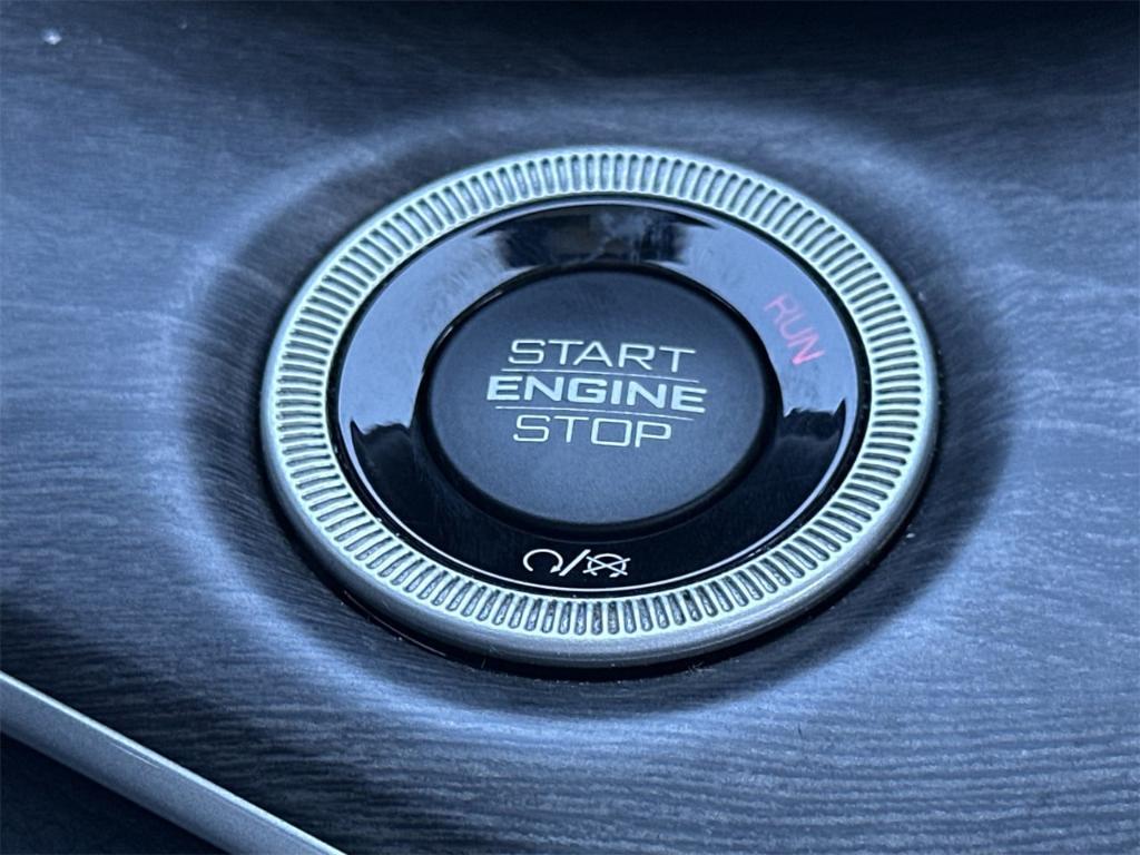 used 2022 Jeep Grand Cherokee L car, priced at $29,788