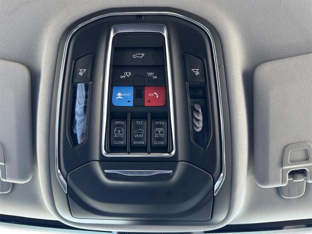 used 2022 Jeep Grand Cherokee L car, priced at $29,788