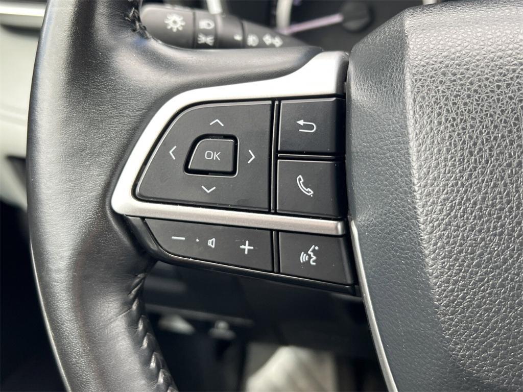 used 2023 Toyota Highlander car, priced at $33,000