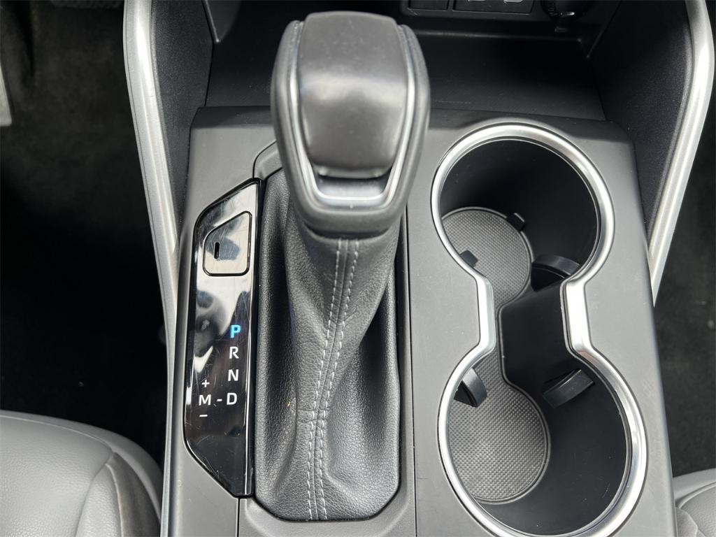 used 2023 Toyota Highlander car, priced at $33,000