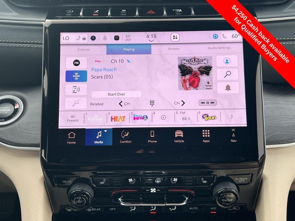 new 2025 Jeep Grand Cherokee car, priced at $47,817