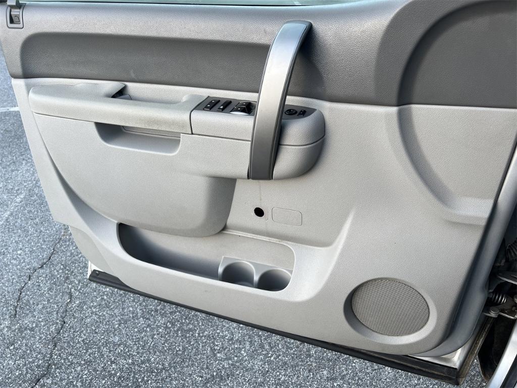 used 2013 Chevrolet Silverado 1500 car, priced at $5,300