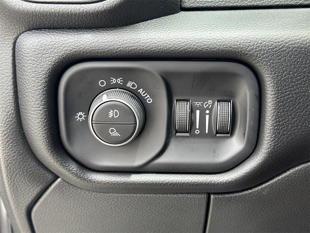 new 2025 Ram 2500 car