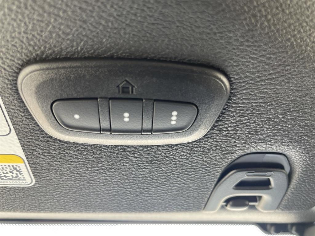 new 2025 Jeep Gladiator car, priced at $57,605