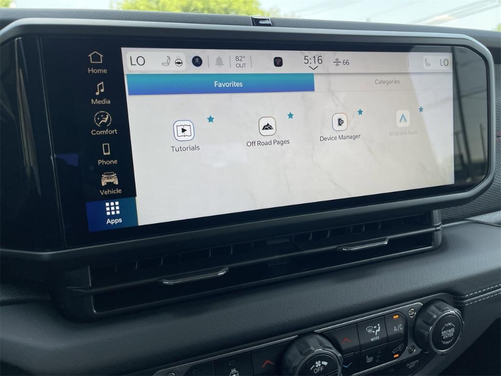 new 2025 Jeep Gladiator car, priced at $57,605