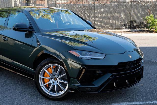 used 2024 Lamborghini Urus car, priced at $284,999