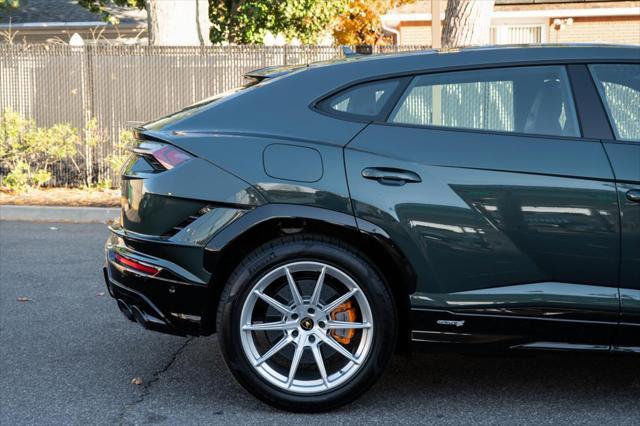 used 2024 Lamborghini Urus car, priced at $284,999