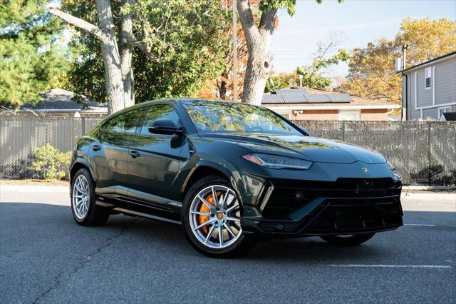 used 2024 Lamborghini Urus car, priced at $284,999