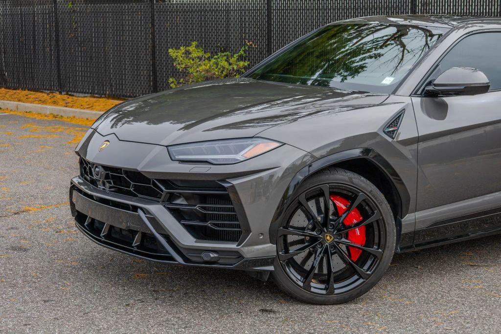 used 2021 Lamborghini Urus car, priced at $199,999