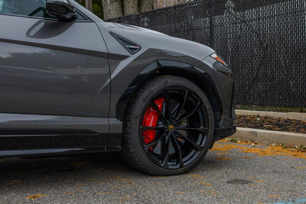 used 2021 Lamborghini Urus car, priced at $199,999