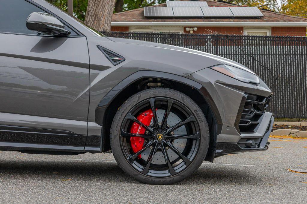 used 2021 Lamborghini Urus car, priced at $199,999