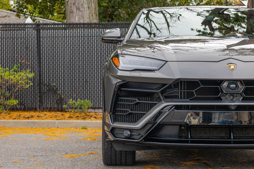 used 2021 Lamborghini Urus car, priced at $199,999