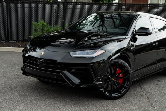 used 2024 Lamborghini Urus car, priced at $299,999