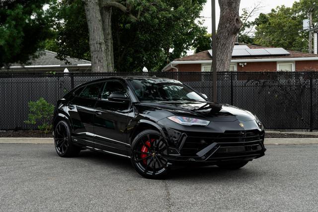 used 2024 Lamborghini Urus car, priced at $299,999