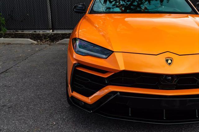 used 2022 Lamborghini Urus car, priced at $204,999