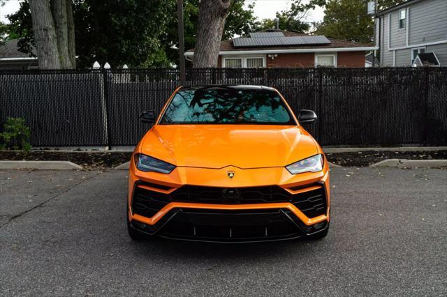 used 2022 Lamborghini Urus car, priced at $204,999