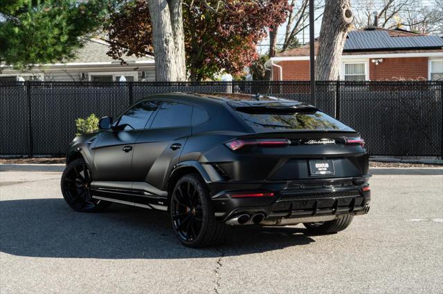 used 2024 Lamborghini Urus car, priced at $284,999