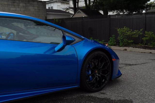used 2020 Lamborghini Huracan EVO car, priced at $274,999