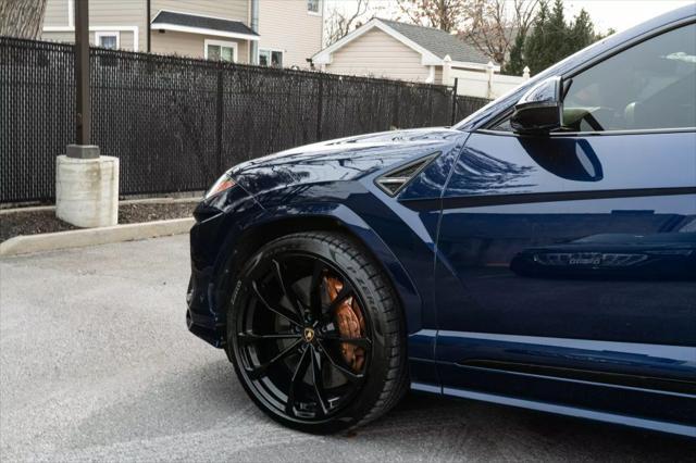 used 2019 Lamborghini Urus car, priced at $179,999