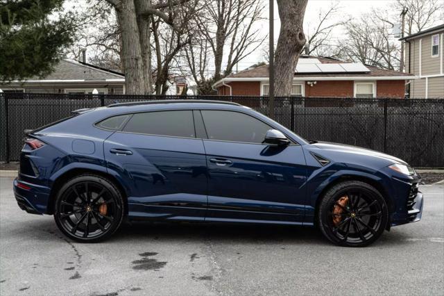 used 2019 Lamborghini Urus car, priced at $179,999