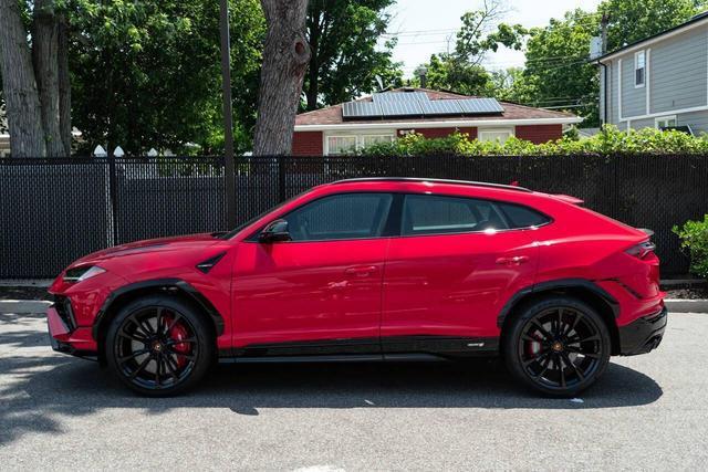 used 2024 Lamborghini Urus car, priced at $299,999