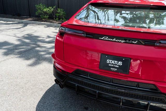 used 2024 Lamborghini Urus car, priced at $299,999