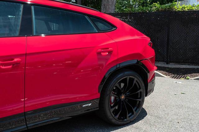 used 2024 Lamborghini Urus car, priced at $299,999