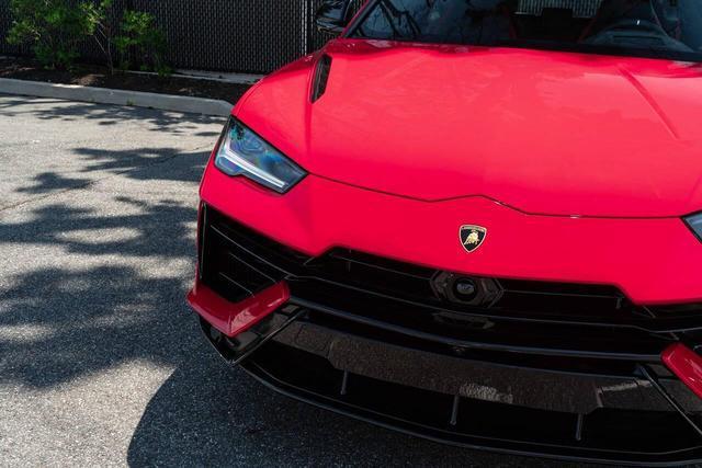 used 2024 Lamborghini Urus car, priced at $299,999