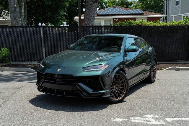 used 2024 Lamborghini Urus car, priced at $329,999