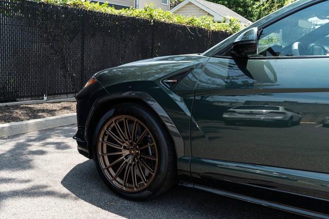 used 2024 Lamborghini Urus car, priced at $329,999