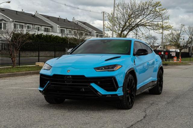 used 2023 Lamborghini Urus car, priced at $249,999