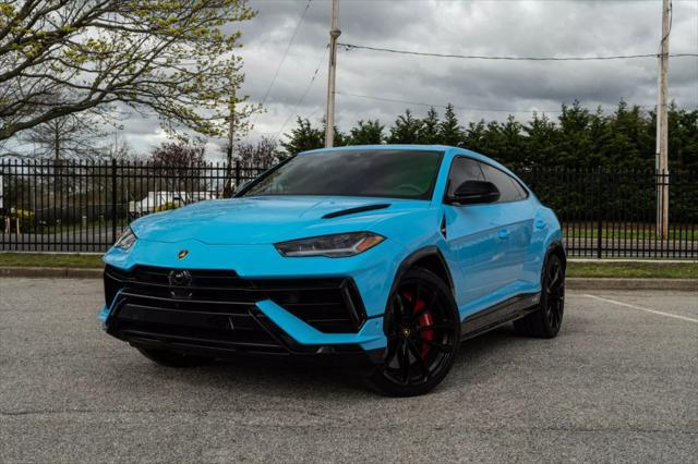 used 2023 Lamborghini Urus car, priced at $249,999
