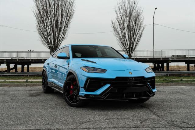 used 2023 Lamborghini Urus car, priced at $329,999