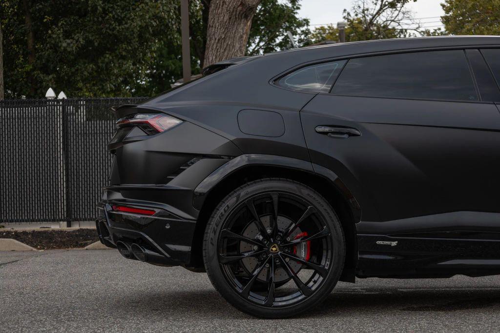 used 2024 Lamborghini Urus car, priced at $269,999