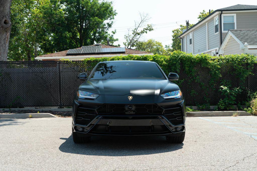 used 2022 Lamborghini Urus car, priced at $226,999