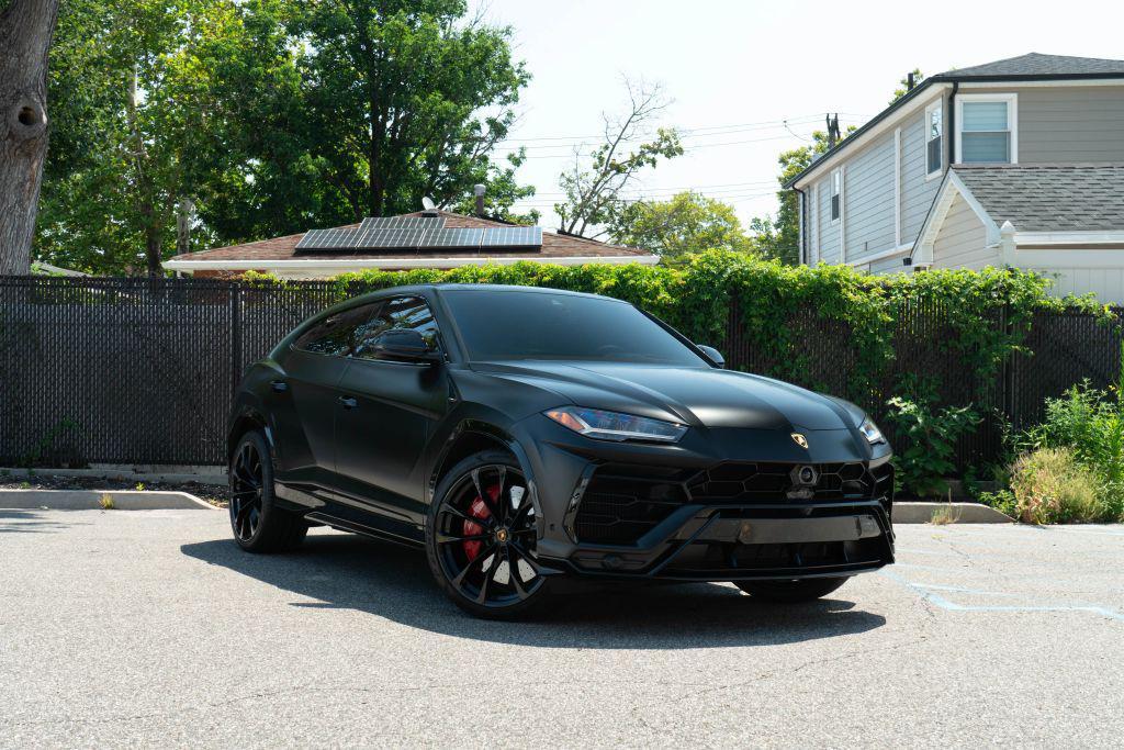 used 2022 Lamborghini Urus car, priced at $226,999
