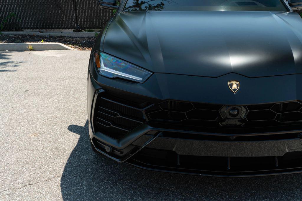 used 2022 Lamborghini Urus car, priced at $226,999