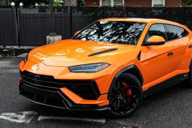 used 2024 Lamborghini Urus car, priced at $329,999