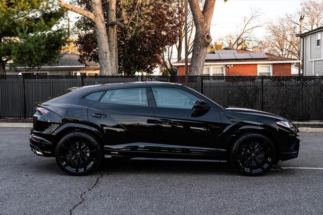 used 2024 Lamborghini Urus car, priced at $299,999