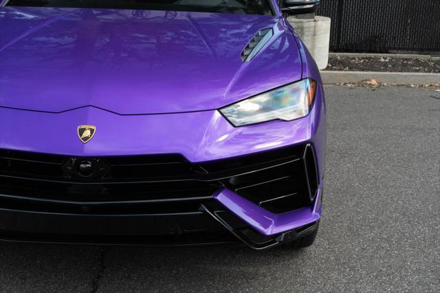 used 2024 Lamborghini Urus car, priced at $309,999