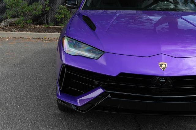 used 2024 Lamborghini Urus car, priced at $309,999