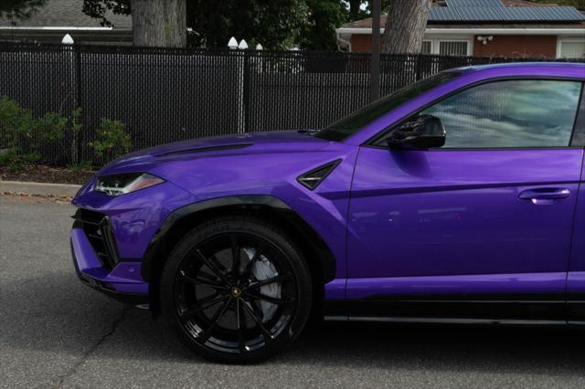 used 2024 Lamborghini Urus car, priced at $309,999