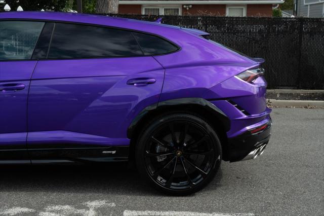 used 2024 Lamborghini Urus car, priced at $309,999