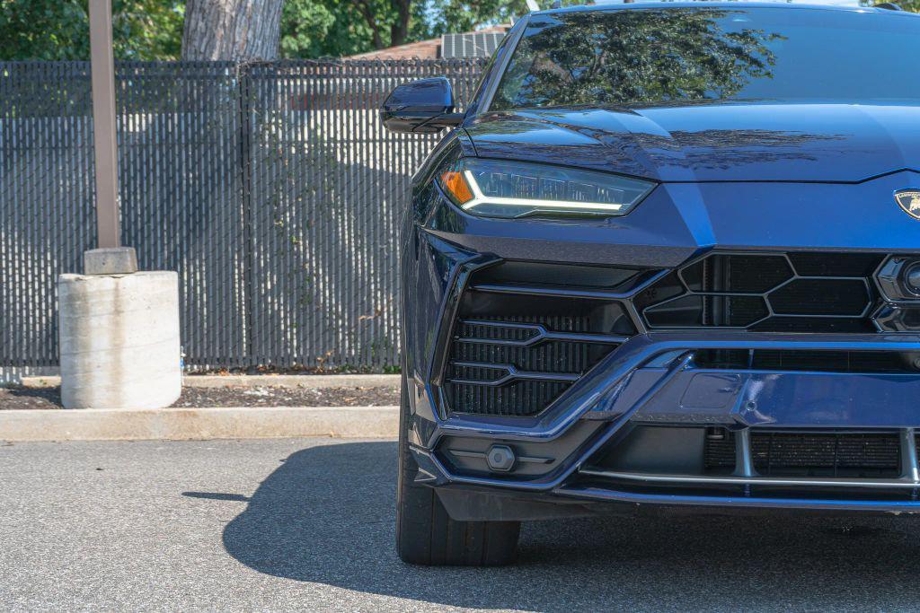 used 2019 Lamborghini Urus car, priced at $174,999