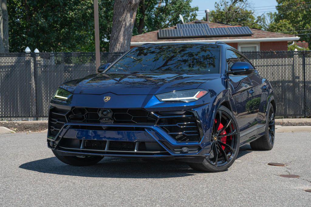 used 2019 Lamborghini Urus car, priced at $174,999