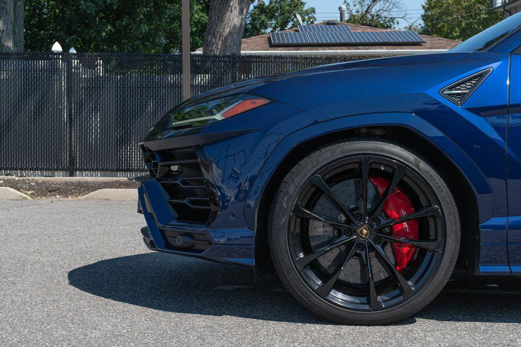 used 2019 Lamborghini Urus car, priced at $174,999