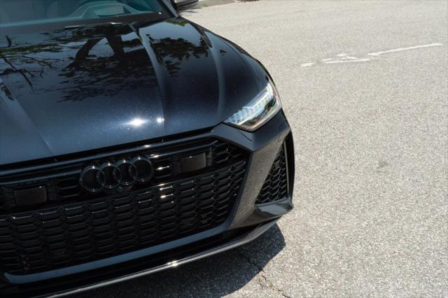 used 2022 Audi RS 6 Avant car, priced at $104,999
