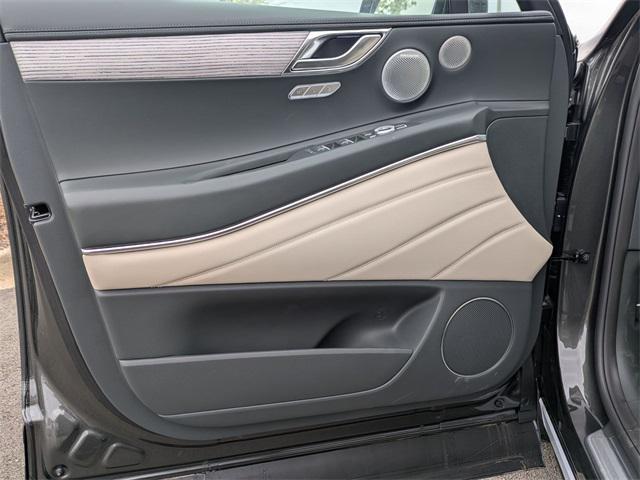 new 2025 Genesis GV80 car, priced at $82,744