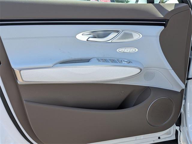 new 2026 Genesis GV70 car